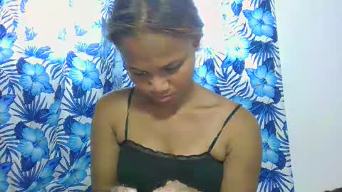 Snapshot of sallywett chatting on February 27, 2025, 12:23 pm SallyWett online show from February 27, 2025, 12:23 pm