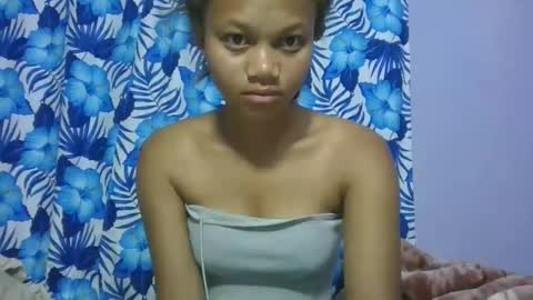 Snapshot of sallywett chatting on March 6, 2025, 2:19 am SallyWett online show from March 6, 2025, 2:19 am