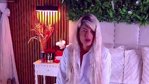 SalmaRoze online show from July 6, 2026, 3:58 am