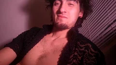 Snapshot of salmonman1305 chatting on February 19, 2025, 3:06 am salmonman1305 online show from February 19, 2025, 3:06 am