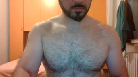 salmorej0 online show from June 19, 2026, 7:50 pm