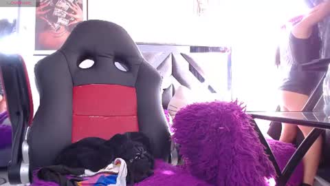SALO HOT online show from July 28, 2026, 8:01 pm