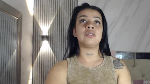 Snapshot of salome__hills chatting on June 3, 2026, 12:02 am online show from June 3, 2026, 12:02 am