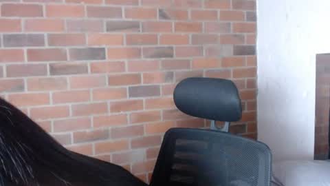 Snapshot of salome__hills chatting on July 23, 2026, 10:29 pm online show from July 23, 2026, 10:29 pm