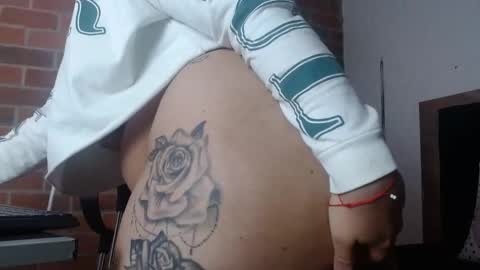 Snapshot of salome__palmer chatting on March 7, 2025, 9:17 pm online show from March 7, 2025, 9:17 pm