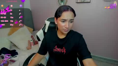 Snapshot of salome_rojas_ chatting on July 26, 2026, 4:25 pm Salome online show from July 26, 2026, 4:25 pm