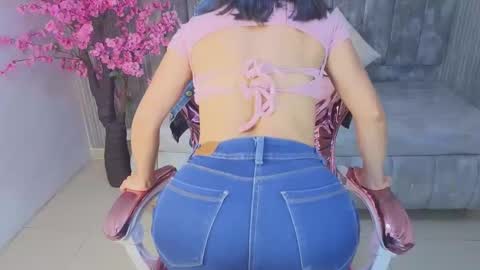 Snapshot of salome_stockman_sub chatting on October 22, 2025, 1:11 pm Salome online show from October 22, 2025, 1:11 pm