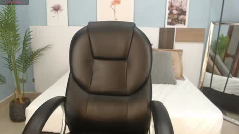 Snapshot of salome_veles chatting on July 29, 2026, 5:33 pm salome_veles online show from July 29, 2026, 5:33 pm