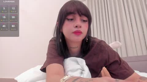 Snapshot of salome_velour chatting on June 24, 2026, 12:37 pm Salome velour online show from June 24, 2026, 12:37 pm