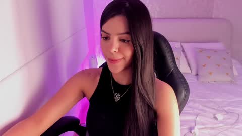 Snapshot of salomee_11 chatting on January 17, 2025, 12:31 am salo online show from January 17, 2025, 12:31 am