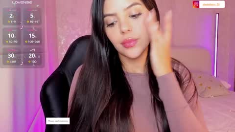 Snapshot of salomee_11 chatting on March 12, 2025, 3:13 am salo online show from March 12, 2025, 3:13 am