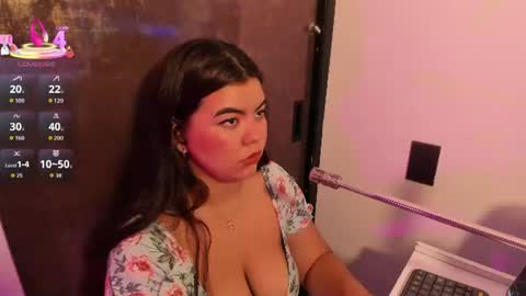 Snapshot of salomee_bigboobs chatting on June 18, 2026, 1:17 am Salome online show from June 18, 2026, 1:17 am