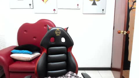 Salomee diazz online show from September 12, 2025, 5:35 pm