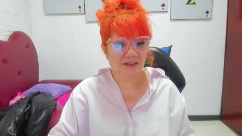 Snapshot of salomee_diazz chatting on June 2, 2026, 8:44 pm Salomee diazz online show from June 2, 2026, 8:44 pm