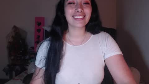 Snapshot of salomefox2 chatting on February 6, 2025, 7:24 am yenny online show from February 6, 2025, 7:24 am