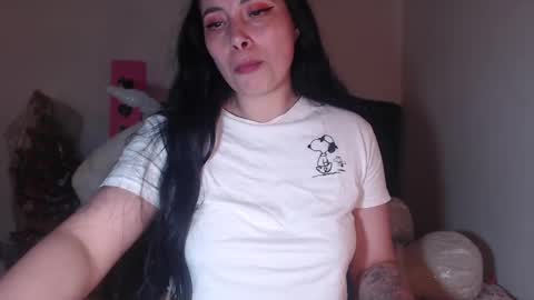 Snapshot of salomefox2 chatting on February 7, 2025, 4:27 am yenny online show from February 7, 2025, 4:27 am