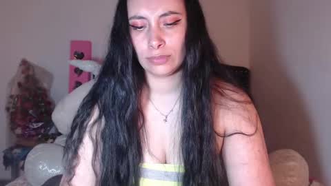 Snapshot of salomefox2 chatting on February 13, 2025, 7:24 am yenny online show from February 13, 2025, 7:24 am