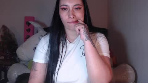 Snapshot of salomefox2 chatting on March 5, 2025, 7:16 am yenny online show from March 5, 2025, 7:16 am