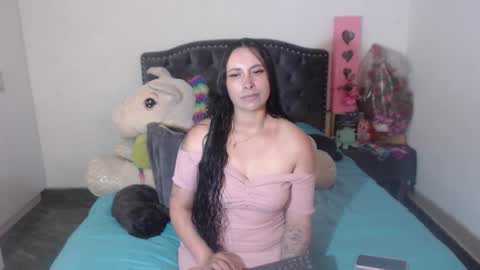 Snapshot of salomefox2 chatting on December 5, 2025, 3:48 am yenny online show from December 5, 2025, 3:48 am