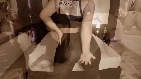 Snapshot of salomekross_ chatting on January 26, 2025, 6:38 am Salome Kross online show from January 26, 2025, 6:38 am