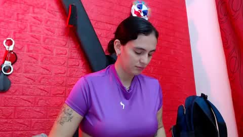 salomesmit666 online show from April 25, 2026, 7:11 pm
