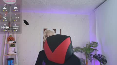 Snapshot of saloomee__ chatting on May 6, 2026, 10:53 am SALOME online show from May 6, 2026, 10:53 am