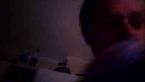 salsapaulus online show from November 18, 2025, 1:48 pm