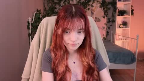 Snapshot of salt_mira chatting on April 8, 2026, 5:40 am salt_mira online show from April 8, 2026, 5:40 am
