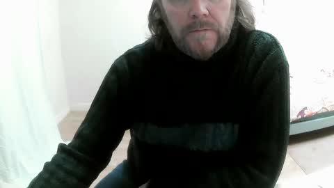 Saltimbanquier  Salt  ou  Banquier  online show from March 7, 2025, 3:28 pm