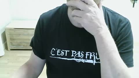 Saltimbanquier  Salt  ou  Banquier  online show from April 22, 2026, 9:05 pm
