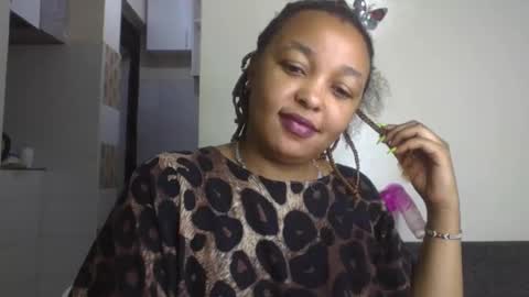 Snapshot of salty_surprise_ chatting on December 3, 2024, 1:08 am salty_surprise_ online show from December 3, 2024, 1:08 am