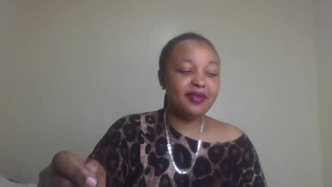 Snapshot of salty_surprise_ chatting on February 18, 2025, 8:25 pm salty_surprise_ online show from February 18, 2025, 8:25 pm