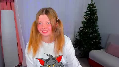 Snapshot of salut_love chatting on December 6, 2024, 3:33 pm Ruby online show from December 6, 2024, 3:33 pm