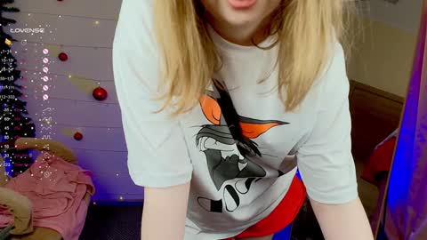 Snapshot of salut_love chatting on December 26, 2024, 4:47 pm Ruby online show from December 26, 2024, 4:47 pm