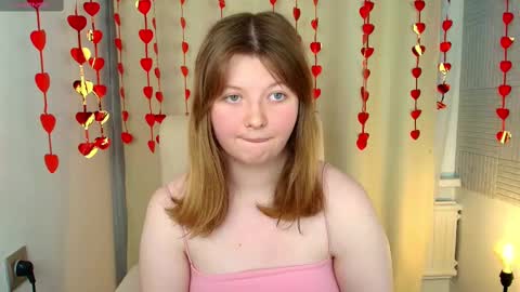 Snapshot of salut_love chatting on February 11, 2025, 3:29 pm Ruby online show from February 11, 2025, 3:29 pm