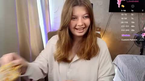 Snapshot of salut_love chatting on July 5, 2026, 12:34 pm Ruby online show from July 5, 2026, 12:34 pm