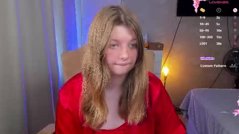 Snapshot of salut_love chatting on July 21, 2026, 3:47 pm Ruby online show from July 21, 2026, 3:47 pm