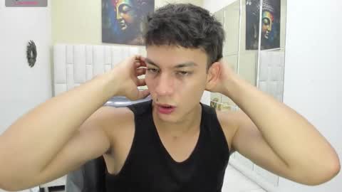 Snapshot of salvatore_27 chatting on November 26, 2025, 12:17 pm Salvatore online show from November 26, 2025, 12:17 pm