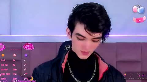 salvatore_boom online show from December 15, 2025, 7:01 am