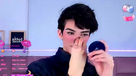 salvatore_boom online show from December 20, 2025, 7:59 am