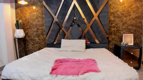 Snapshot of salvatore_damore chatting on February 28, 2025, 1:03 pm SALVATORE online show from February 28, 2025, 1:03 pm