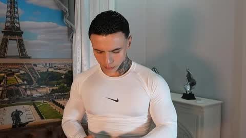 Snapshot of salvatore_damore chatting on May 20, 2026, 5:41 pm SALVATORE online show from May 20, 2026, 5:41 pm