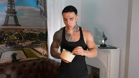 Snapshot of salvatore_damore chatting on May 21, 2026, 5:42 pm SALVATORE online show from May 21, 2026, 5:42 pm