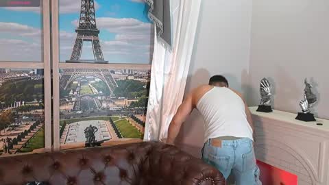 Snapshot of salvatore_damore chatting on May 26, 2026, 5:53 pm SALVATORE online show from May 26, 2026, 5:53 pm