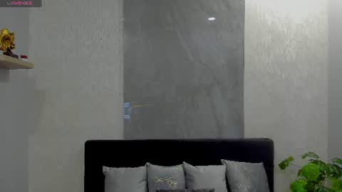 Snapshot of salvatore_damore chatting on June 17, 2026, 5:36 pm SALVATORE online show from June 17, 2026, 5:36 pm