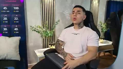 Snapshot of salvatore_damore chatting on July 22, 2026, 12:13 am SALVATORE online show from July 22, 2026, 12:13 am
