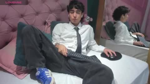 salvatore  online show from December 8, 2024, 8:47 pm