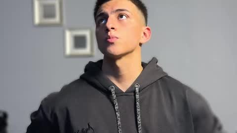 Salvatore online show from March 8, 2026, 4:16 am