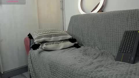 Esteban online show from February 25, 2025, 2:14 am