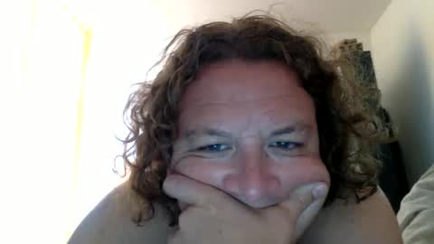 Snapshot of sam447105 chatting on July 7, 2026, 11:25 am sam447105 online show from July 7, 2026, 11:25 am